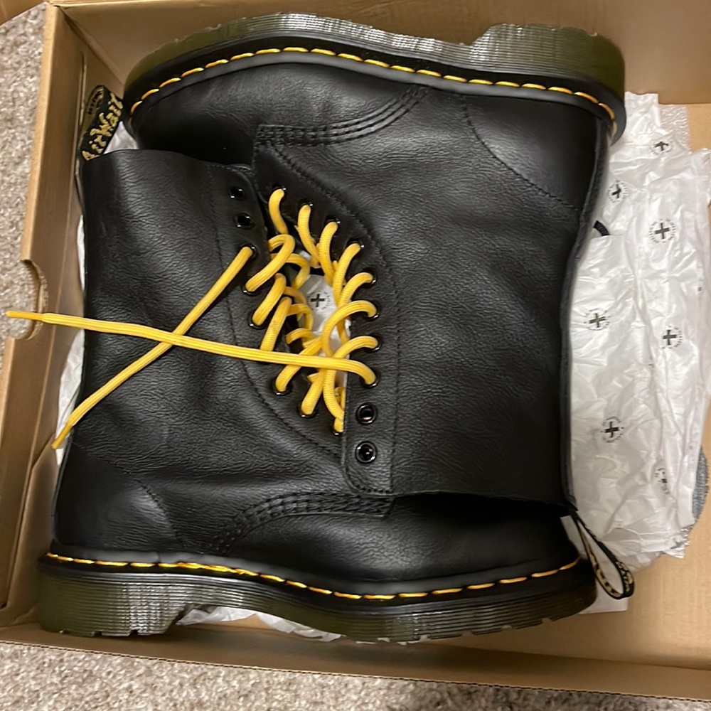 Dr. Martens
